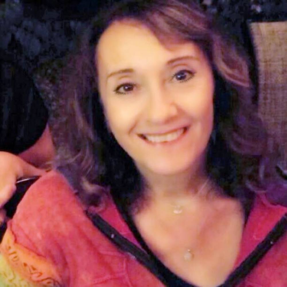 Meet your Posher, Daniela